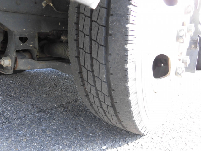 いすゞ エルフ 小型 Wキャブ TRG-NJR85A(100834) 19枚目