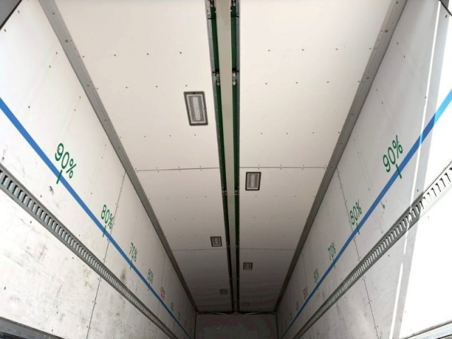 日野 プロフィア 大型 ウィング 2DG-FW1AHG(100835) 11枚目