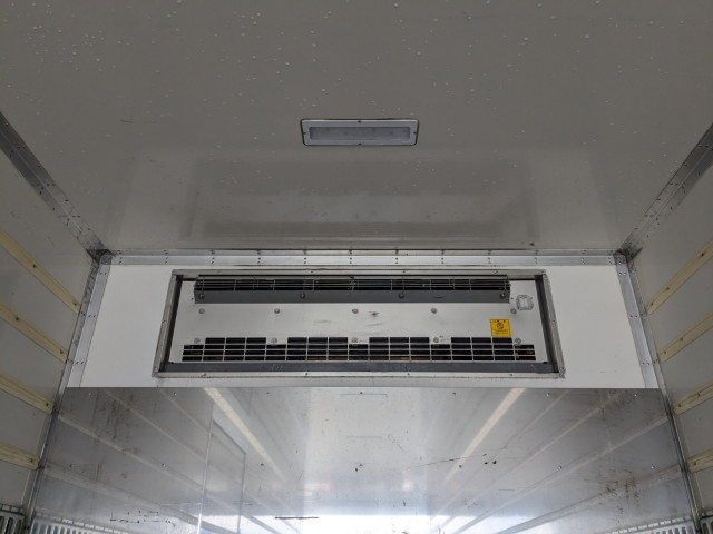 日野 プロフィア 大型 冷蔵冷凍バン 2DG-FW1AHG(100836) 14枚目