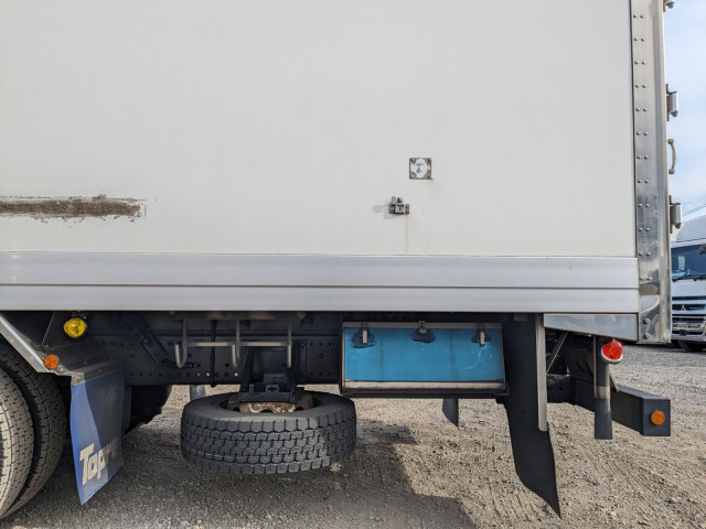 日野 プロフィア 大型 冷蔵冷凍バン 2DG-FW1AHG(100836) 21枚目