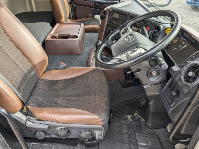 日野 プロフィア 大型 冷蔵冷凍バン 2DG-FW1AHG(100836) 36枚目