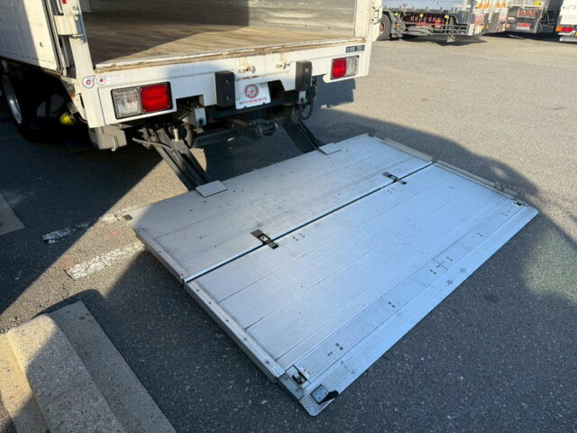 日野 レンジャー 中型 ウィング 2PG-FD2ABG(100840) 14枚目