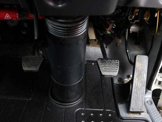 いすゞ エルフ 小型 平ボディ TRG-NJR85A(100839) 33枚目