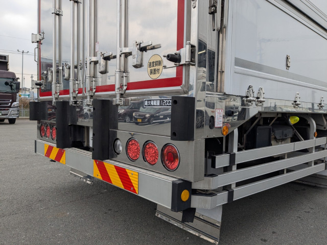 日野 プロフィア 大型 冷蔵冷凍バン 2DG-FW1AHG(100844) 7枚目