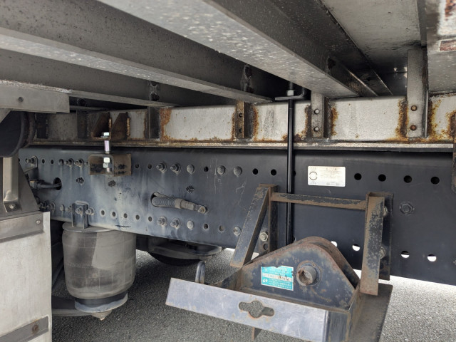 日野 プロフィア 大型 冷蔵冷凍バン 2DG-FW1AHG(100844) 11枚目