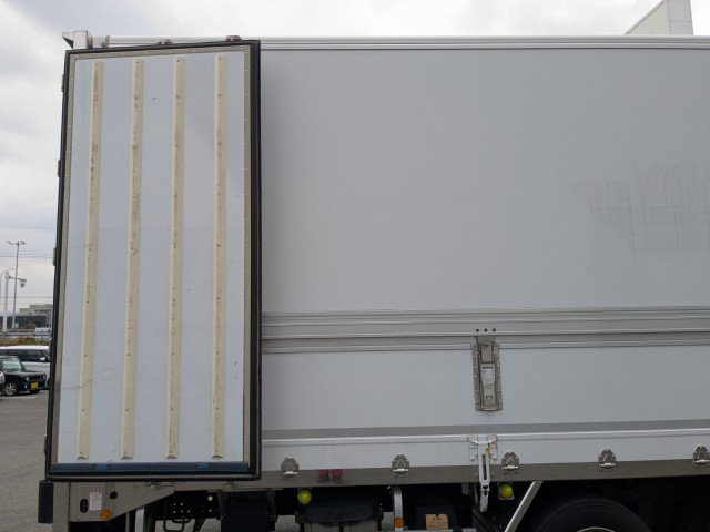日野 プロフィア 大型 冷蔵冷凍バン 2DG-FW1AHG(100844) 15枚目