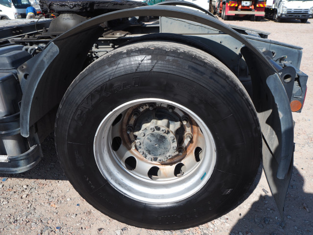 UDトラックス（日産） クオン 大型 トラクタ QPG-GK5XAD(100846) 27枚目