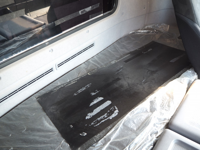 UDトラックス（日産） クオン 大型 トラクタ QPG-GK5XAD(100846) 44枚目