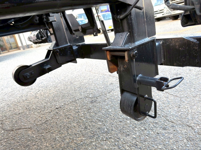 三菱ふそう ファイター 増トン コンテナ専用車 QKG-FK62FZ(100849) 9枚目