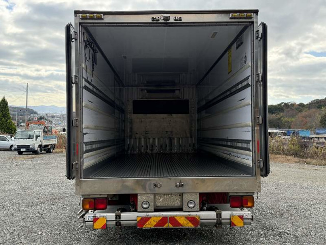 日野 レンジャー 小型 冷蔵冷凍バン TKG-FD7JLAG(100852) 20枚目