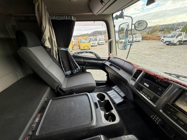 日野 レンジャー 小型 冷蔵冷凍バン TKG-FD7JLAG(100852) 26枚目