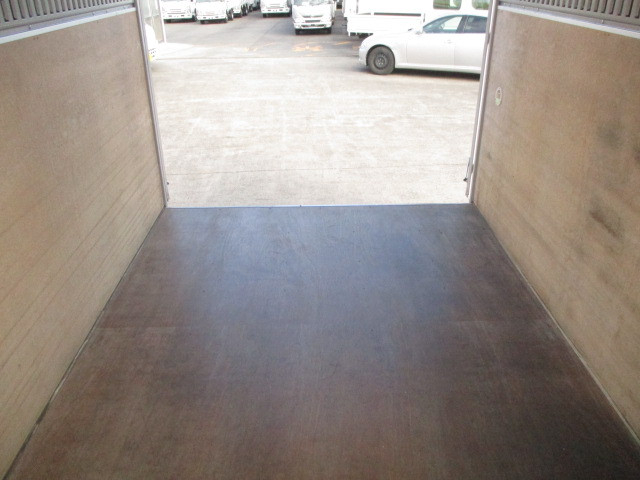 いすゞ エルフ 小型 バン TPG-NHR85AN(100853) 8枚目