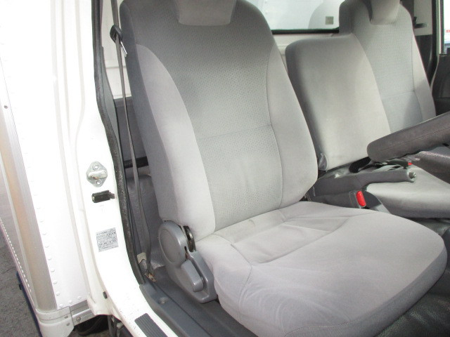 いすゞ エルフ 小型 バン TPG-NHR85AN(100853) 13枚目