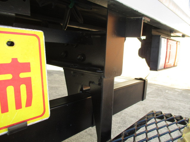 いすゞ エルフ 小型 バン TPG-NHR85AN(100853) 26枚目