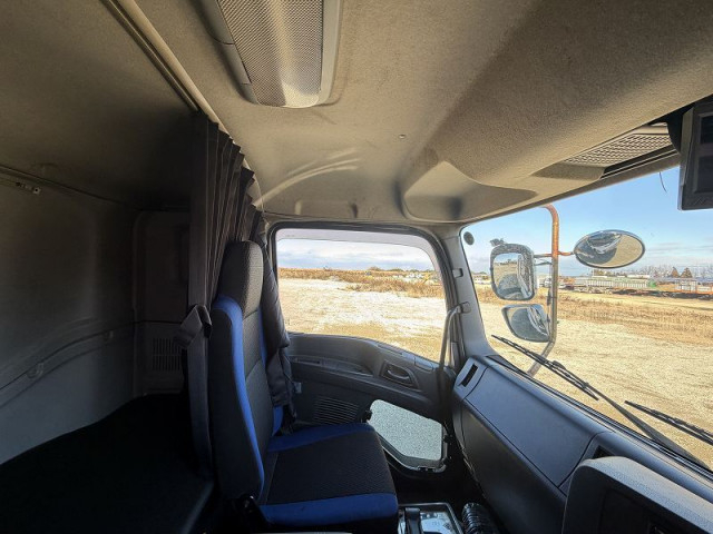 いすゞ ギガ 大型 平ボディ QKG-CYJ77B(100855) 23枚目