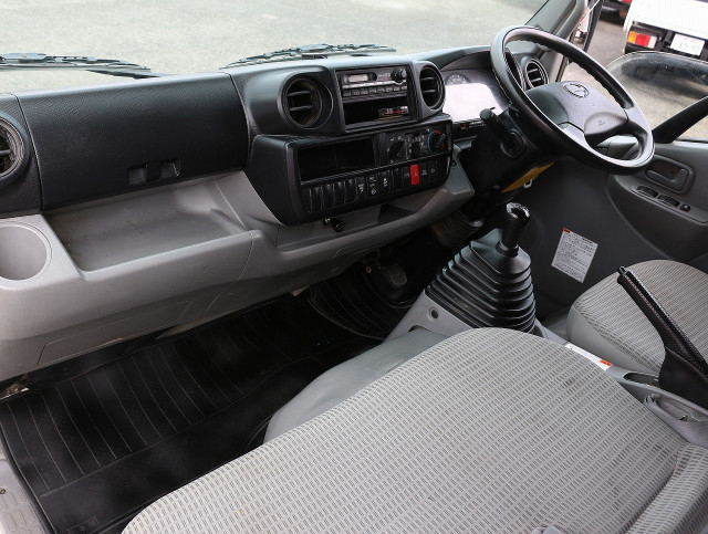 日野 デュトロ 小型 平ボディ TKG-XZU605M(100854) 45枚目