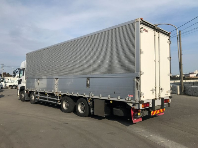 Nissan UD quon Large Wing body QPG-CG5ZA(100860) 3枚目