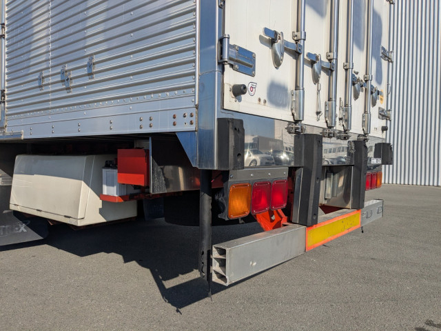 日野 プロフィア 大型 冷蔵冷凍バン QPG-FR1EXEG(100859) 5枚目