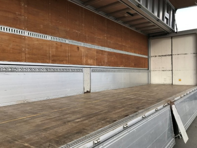 Nissan UD quon Large Wing body QPG-CG5ZA(100860) 7枚目