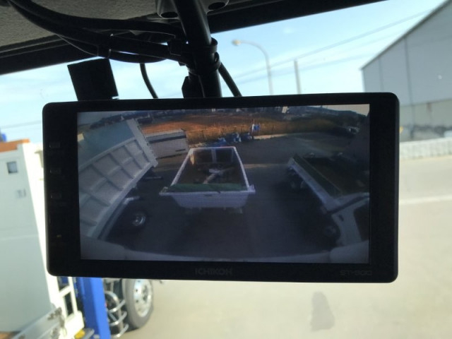 Nissan UD quon Large Wing body QPG-CG5ZA(100860) 13枚目