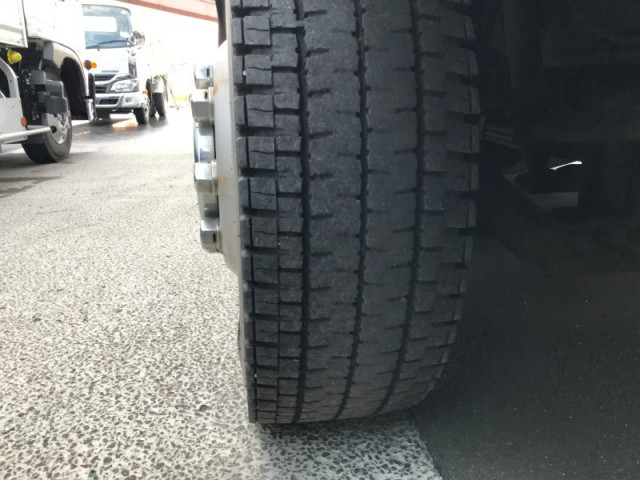 Nissan UD quon Large Wing body QPG-CG5ZA(100860) 22枚目