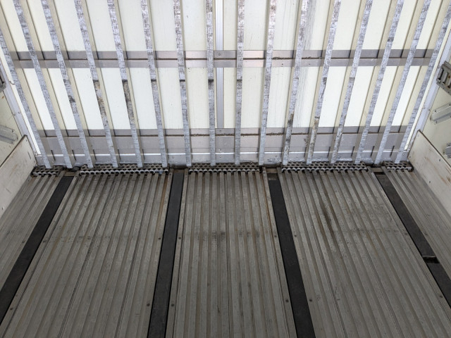 日野 プロフィア 大型 冷蔵冷凍バン QPG-FR1EXEG(100859) 28枚目