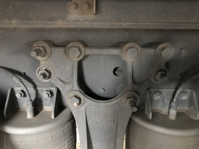 Nissan UD quon Large Wing body QPG-CG5ZA(100860) 32枚目