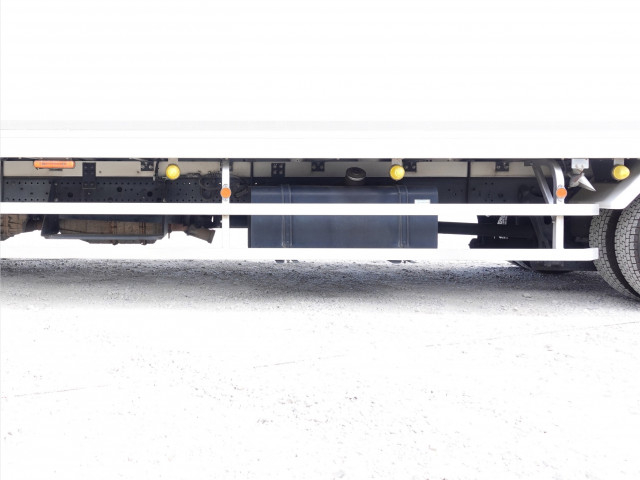 いすゞ フォワード 中型 冷蔵冷凍バン TKG-FRR90T2(100861) 24枚目