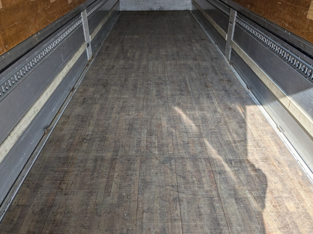 日野 プロフィア 大型 ウィング QPG-FW1EXEG(100867) 21枚目