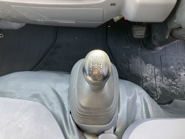 いすゞ エルフ 小型 平ボディ TRG-NHR85A(100870) 27枚目