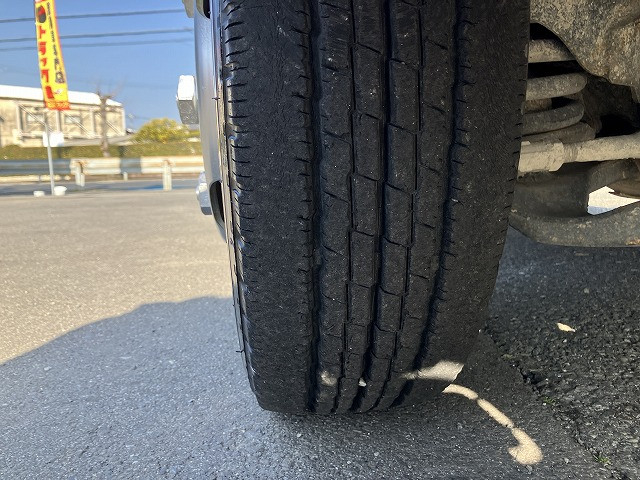 いすゞ エルフ 小型 平ボディ TRG-NHR85A(100870) 37枚目