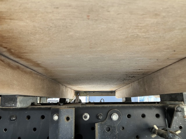 いすゞ エルフ 小型 平ボディ TRG-NHR85A(100870) 44枚目