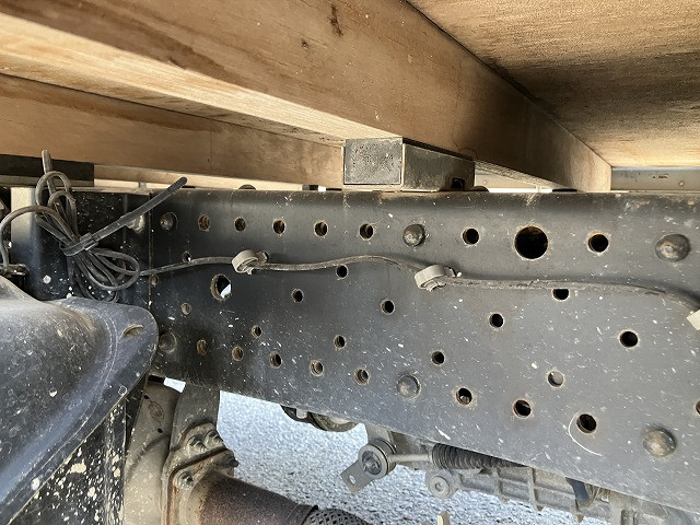 いすゞ エルフ 小型 平ボディ TRG-NHR85A(100870) 45枚目