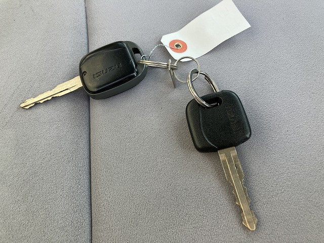 いすゞ エルフ 小型 平ボディ TRG-NHR85A(100870) 47枚目