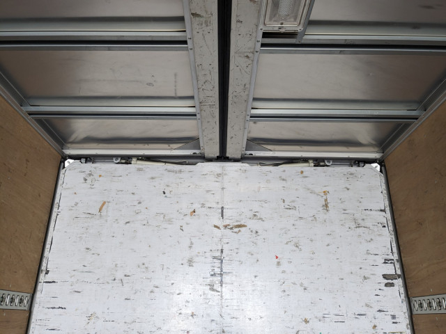 いすゞ フォワード 中型 ウィング TKG-FRR90T2(100874) 16枚目