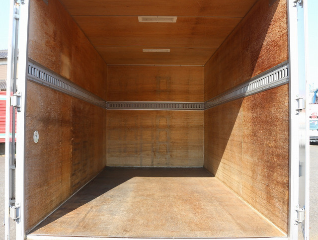 いすゞ エルフ 小型 バン TPG-NHR85AN(100875) 28枚目