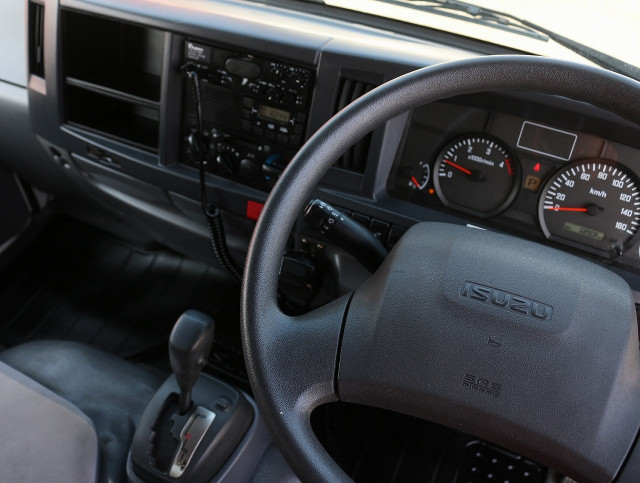 いすゞ エルフ 小型 バン TPG-NHR85AN(100875) 38枚目