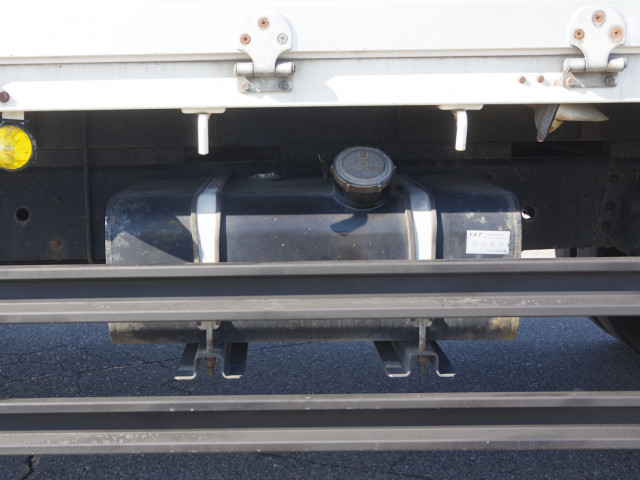 日野 レンジャー 増トン 平ボディ QKG-FE7JLAA(100876) 18枚目