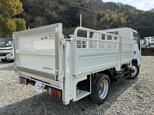 いすゞ エルフ 小型 平ボディ TRG-NKR85A(100880) 8枚目