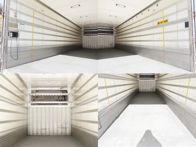 UDトラックス（日産） クオン 大型 冷蔵冷凍バン QKG-CX5YA(100882) 14枚目