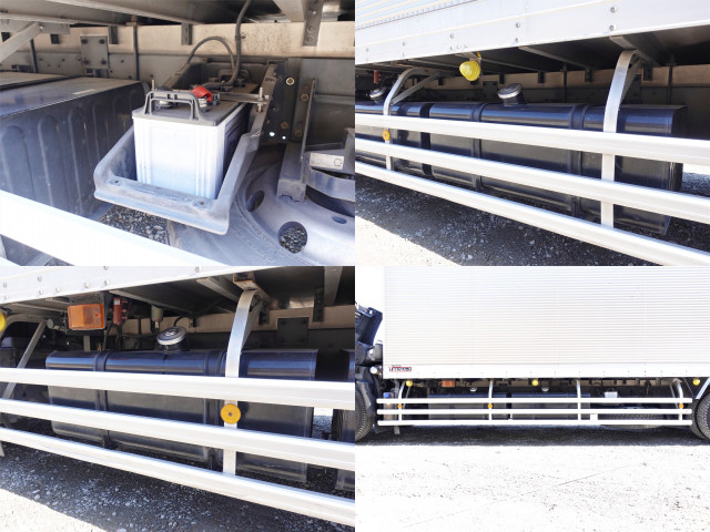 UDトラックス（日産） クオン 大型 冷蔵冷凍バン QKG-CX5YA(100882) 23枚目