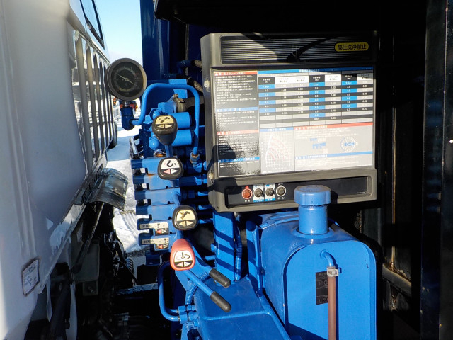 三菱ふそう キャンター 小型 平ボディ（クレーン付） TKG-FEA50(100885) 18枚目