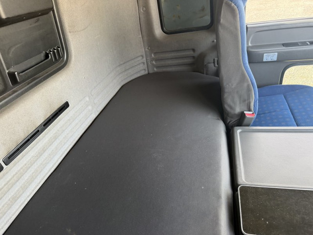 いすゞ ギガ 大型 平ボディ QKG-CYJ77A(100884) 35枚目