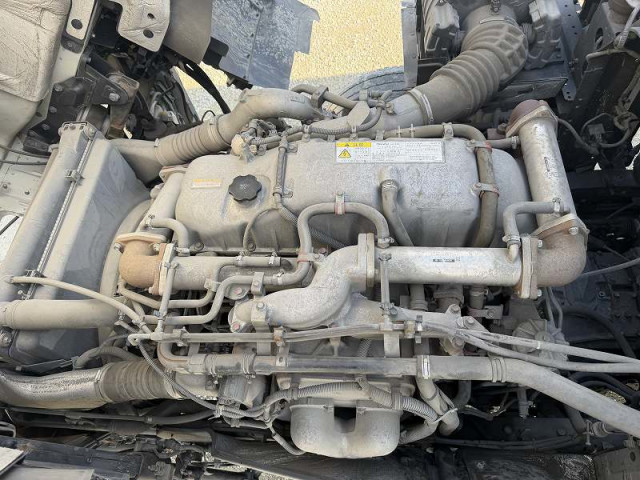 いすゞ ギガ 大型 平ボディ QKG-CYJ77A(100884) 37枚目