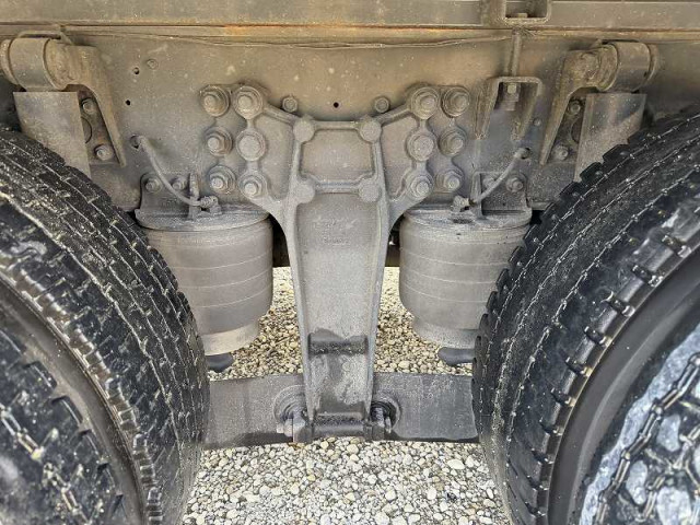 いすゞ ギガ 大型 平ボディ QKG-CYJ77A(100884) 43枚目