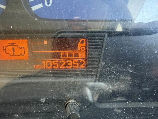 UDトラックス（日産） クオン 大型 ウィング QKG-CG5ZE(100887) 25枚目