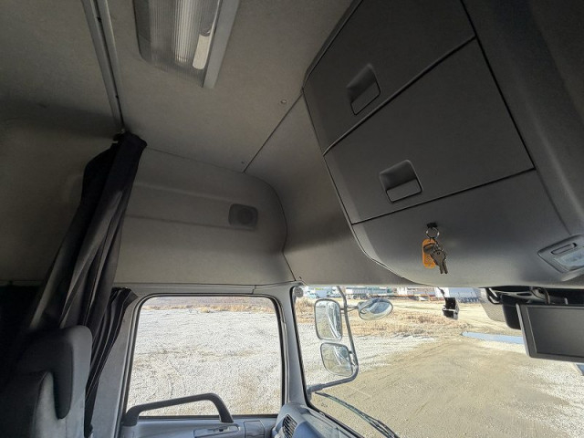 UDトラックス（日産） クオン 大型 ウィング QKG-CG5ZE(100887) 28枚目