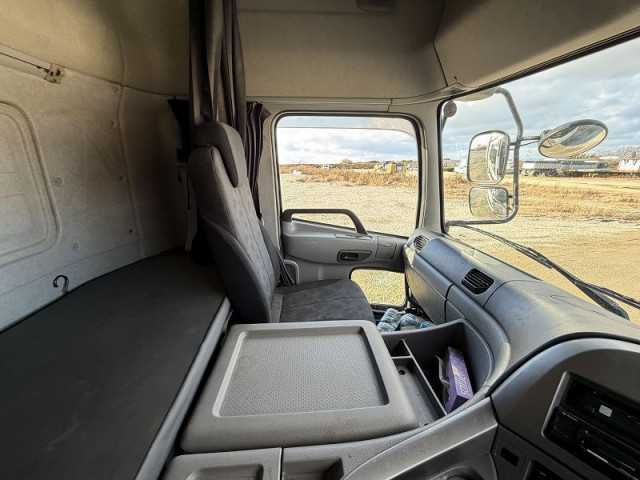 UDトラックス（日産） クオン 大型 ウィング QKG-CG5ZE(100887) 30枚目