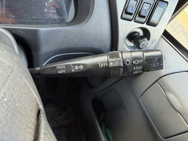 UDトラックス（日産） クオン 大型 ウィング QKG-CG5ZE(100887) 35枚目