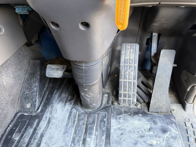 UDトラックス（日産） クオン 大型 ウィング QKG-CG5ZE(100887) 42枚目